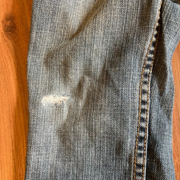Boys Distressed Jeans - Picture 2 of 4